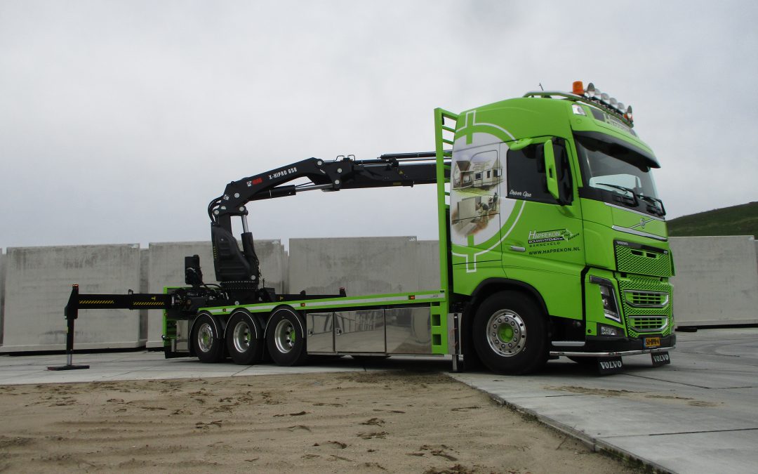 W-Floor carrosserie met een Hiab X-Hipro 658 EP-5