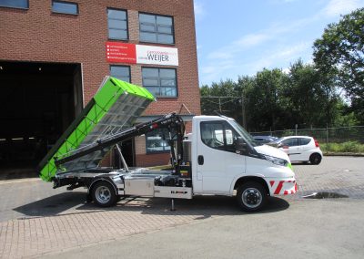 3stuks Iveco Daily met diverse open carrosserieën