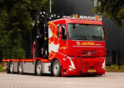 Volvo FH 4-asser met Hiab X-Hipro 858+Jib op W-floor