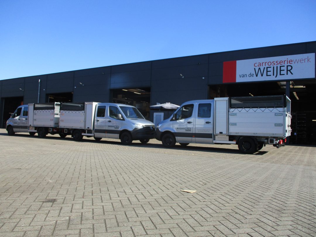 8X MB Sprinter met kippende carrosserie