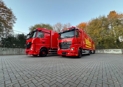 2 stuks Mercedes-Benz / Trias combi’s voor Wibra