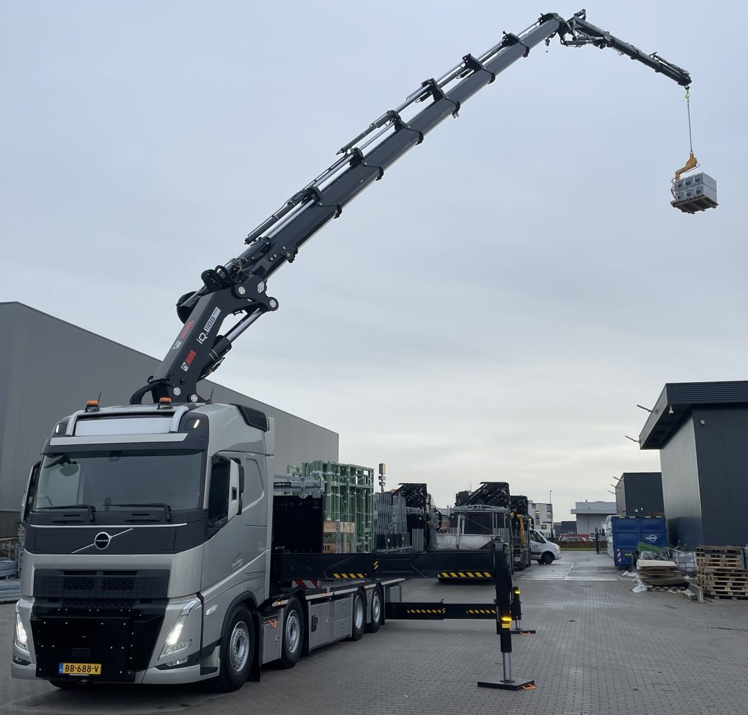 Volvo FH 8×2 – W-floor – Hiab IQ 1188 met Jib