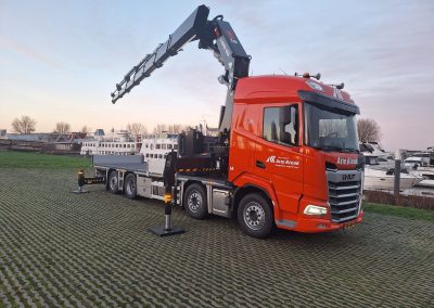 Daf XF 4-asser met W-floor en Hiab X-HiPro 1058